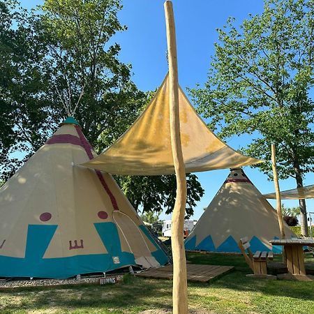 Apartament Tipi Illinois Falkenburg Zewnętrze zdjęcie